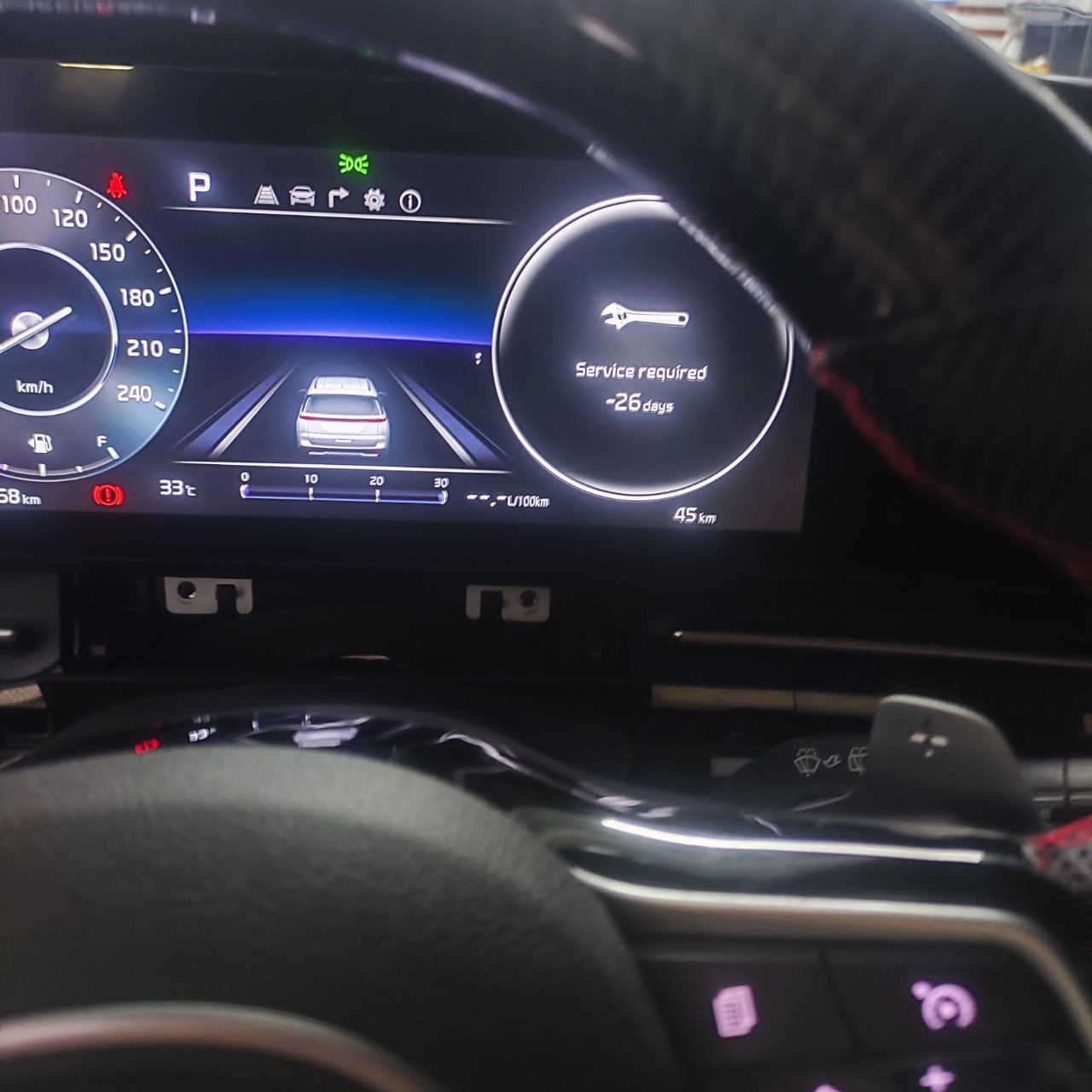 Tua đồng hồ km ô tô đối với đồng hồ điện tử